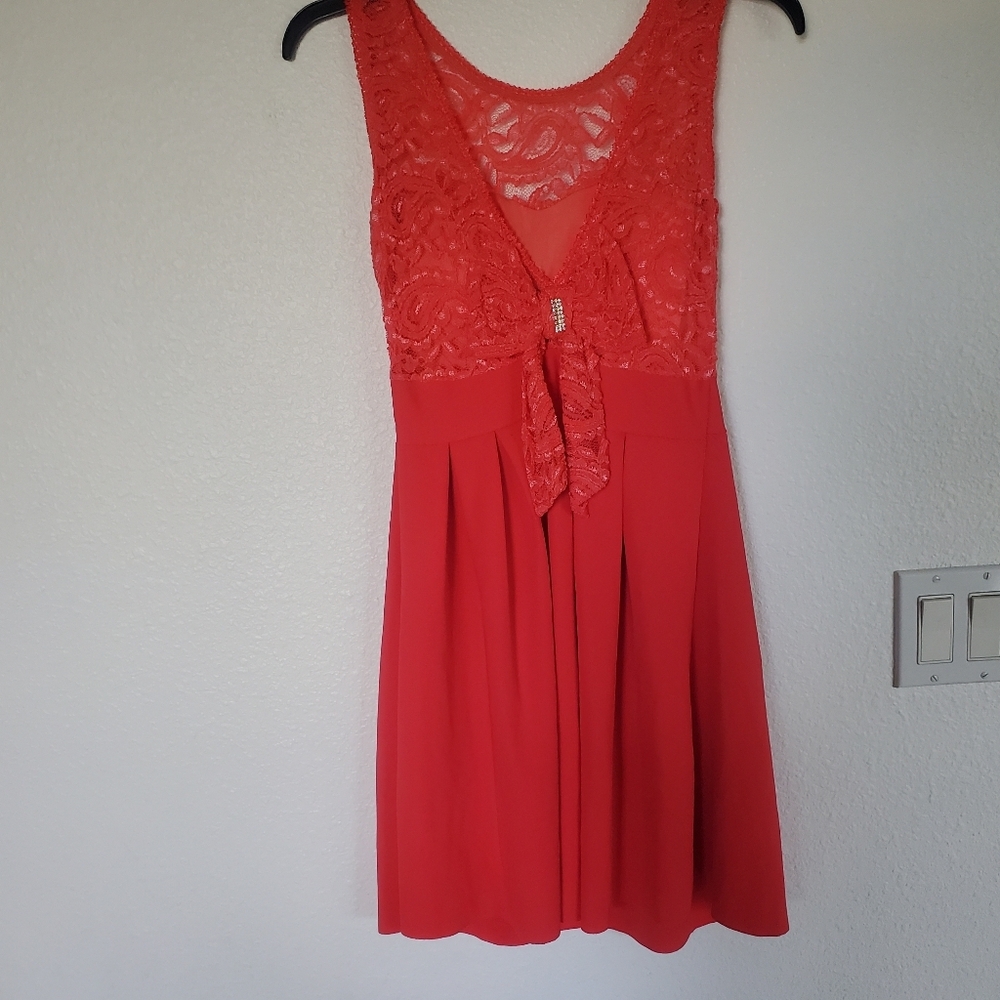 Red Coral Lace Cocktail Dress Sleeveless with Bow Detai Party Wear‎ For Woman